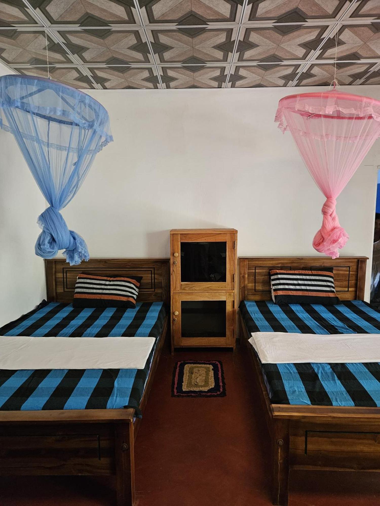 Sigiri Birds Hostel Sigiriya Room photo